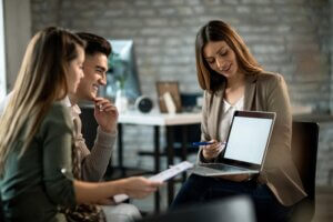 Vender Desde el Servicio: Un Win-Win para Clientes y Vendedores
